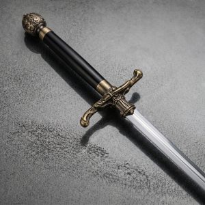 Meč ispirata all'Ago di Arya Stark, con supporto Lupo