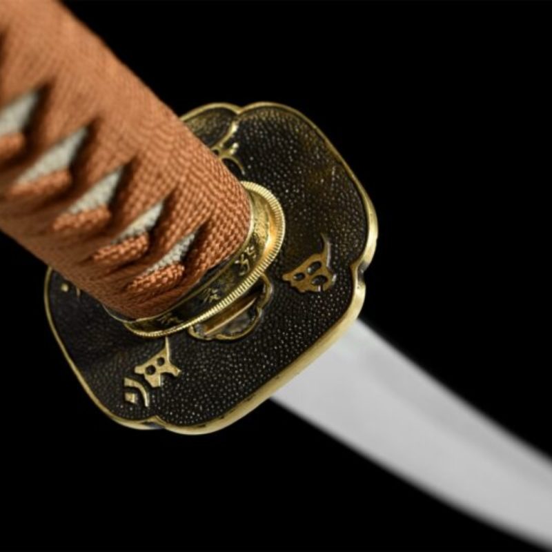 Katana Kihaku (Ocel Damašek con Hamon Autentický e Pelle di Razza)