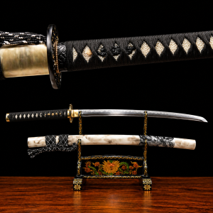 Katana Hayate (Ocel Uhlík 1060 con Hamon Autentický)