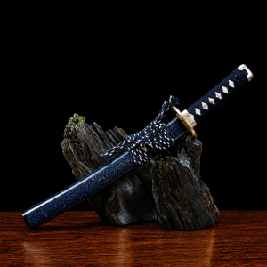Tanto Isumi (Ocel T10 con Tsuba Placcata Oro)