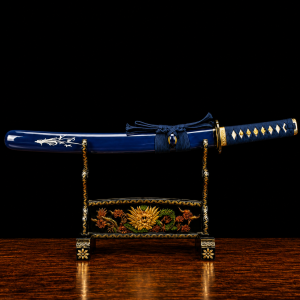 Tanto Uwajima (Ocel T10 con Hamon Autentický)